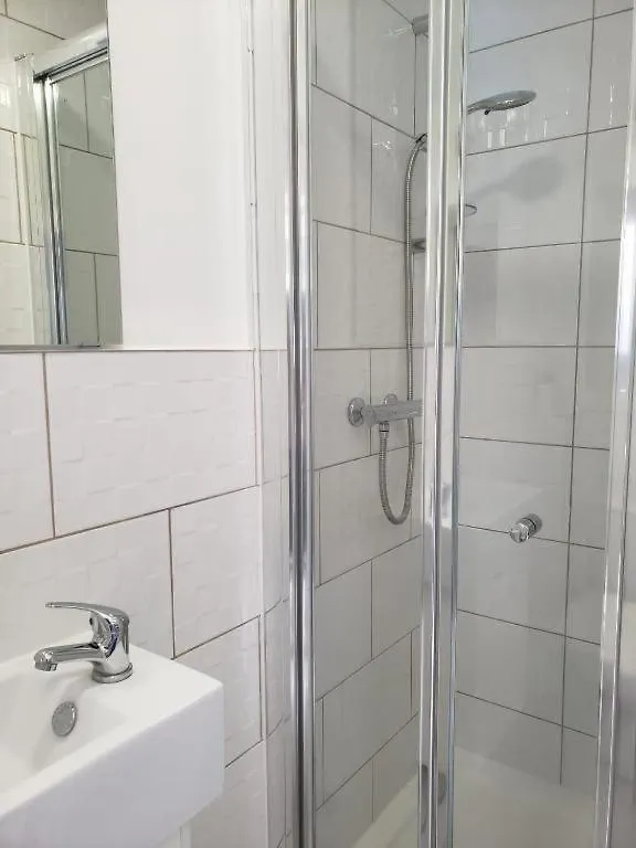Apartament Tollgate Drive Southall 0*,